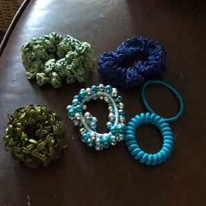 Hair Accessories 5 items for $20❤️